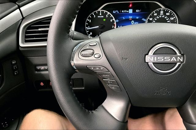 Used 2024 Super Black Nissan SL image 27
