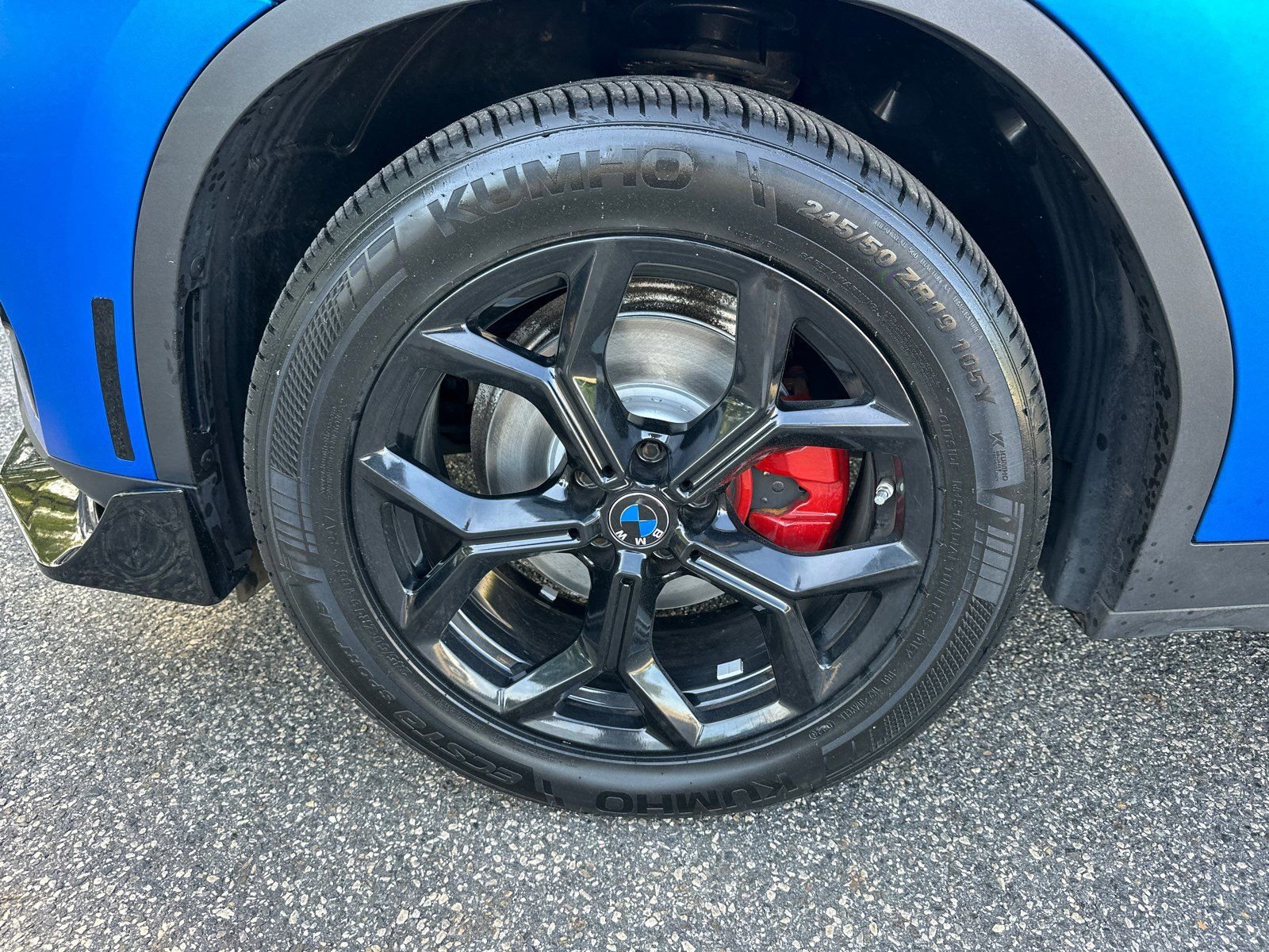 Used 2023 Black BMW xDrive30i image 9