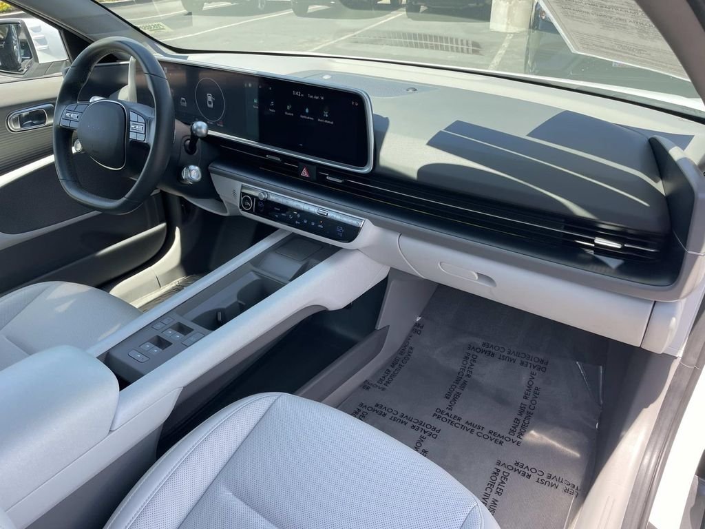 2025 Hyundai IONIQ 6 SEL - Photo 30