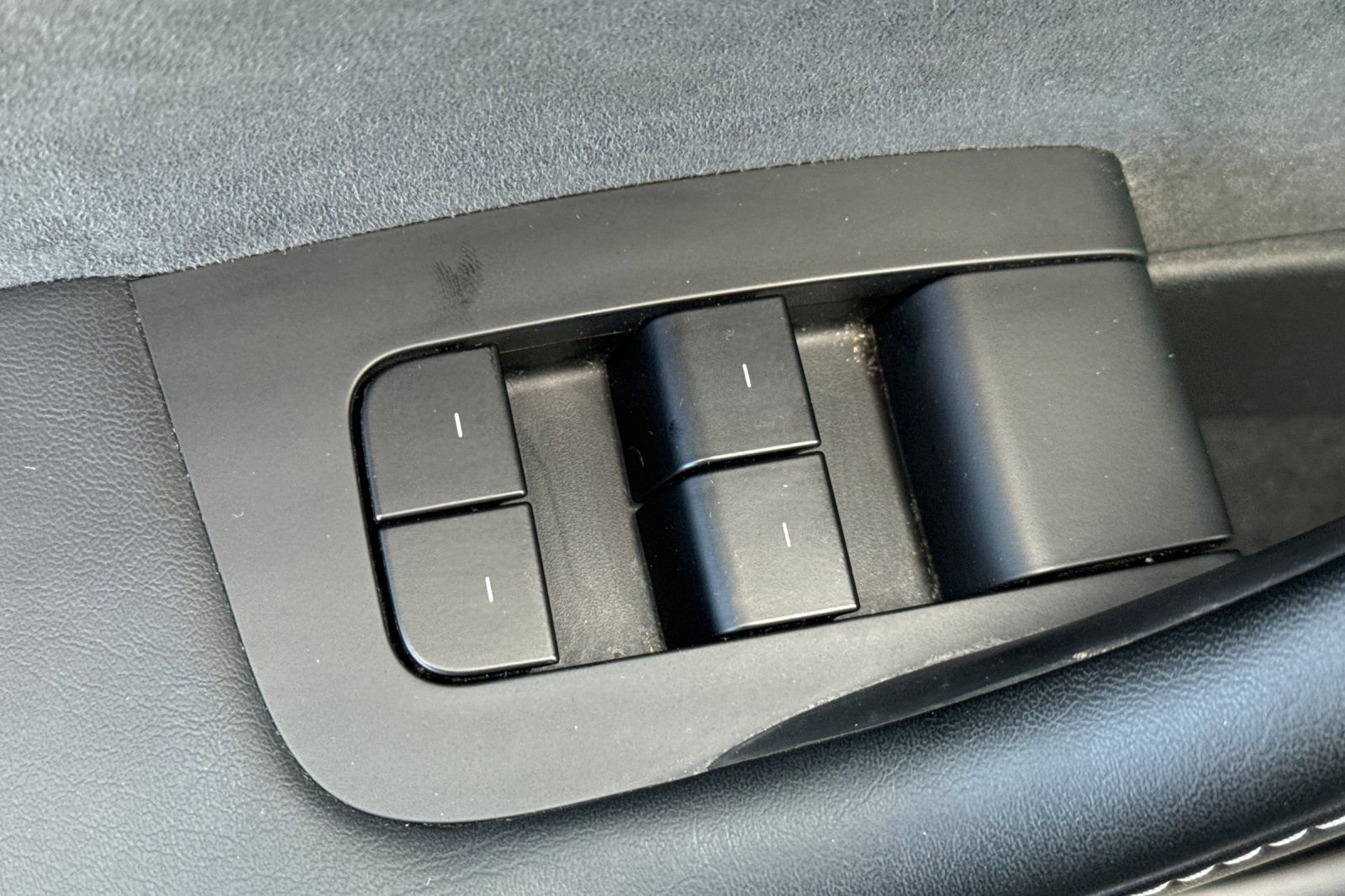 Used 2025  Tesla Long Range image 15