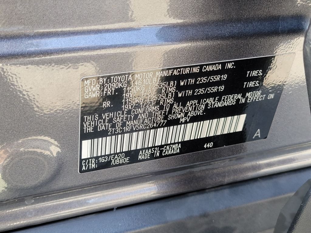 Used 2024 Gray Toyota XLE Premium image 17