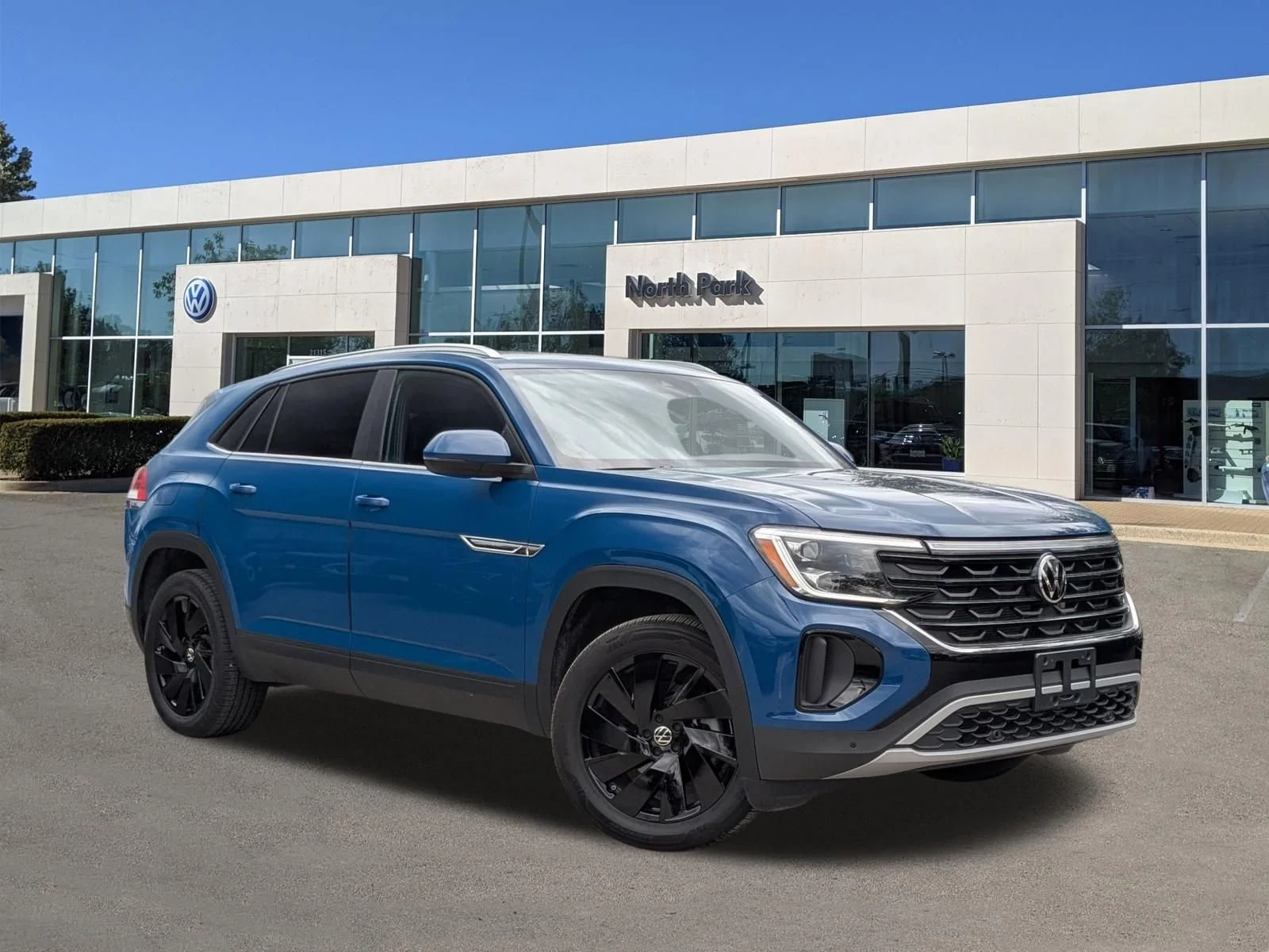 2025 Volkswagen Atlas Cross Sport 2.0T SE w/Tech's photo