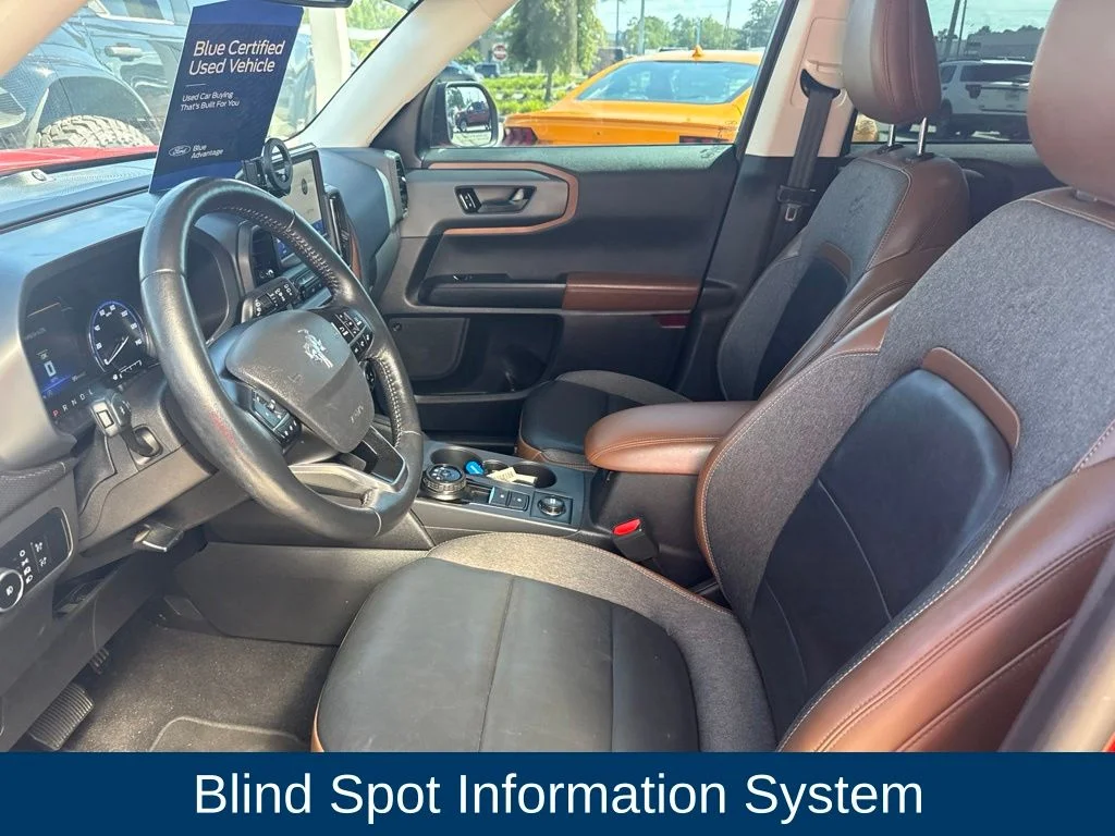 Used 2023 Hot Pepper Red Tinted Clearcoat Ford Outer Banks image 9