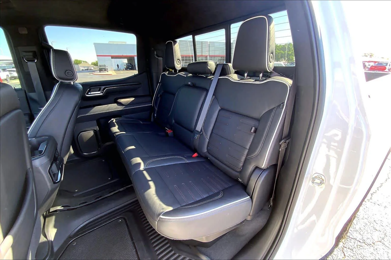 2024 GMC Sierra 1500 AT4X - Photo 21