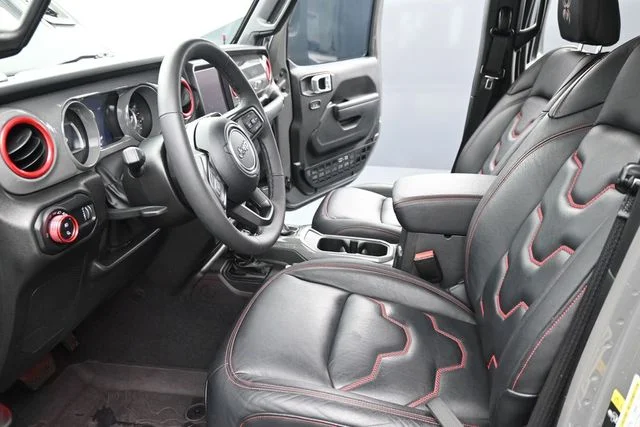 Used 2023 Gray Jeep Sport S image 20