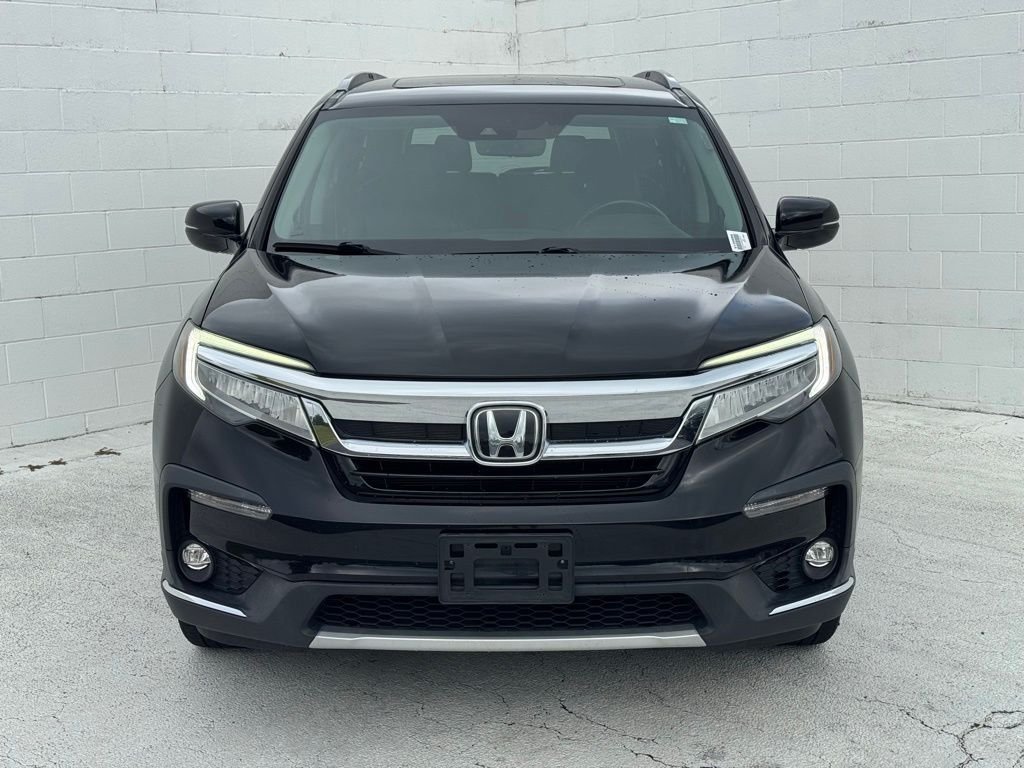 Used 2022 Black Honda Touring image 9