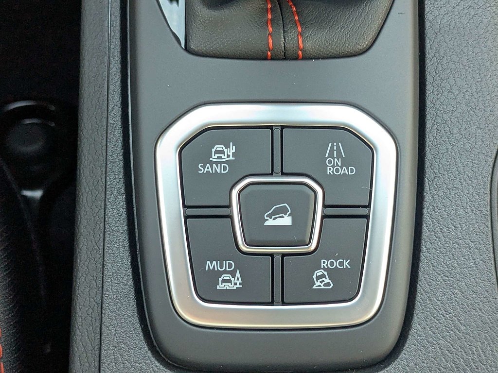 New 2026 Boulder Gray Pearl Nissan Crew Cab PRO-4X® image 24