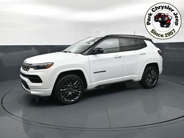Used 2022 Jeep Compass High Altitude with VIN 3C4NJDCB6NT223774 for sale in Burnsville, Minnesota