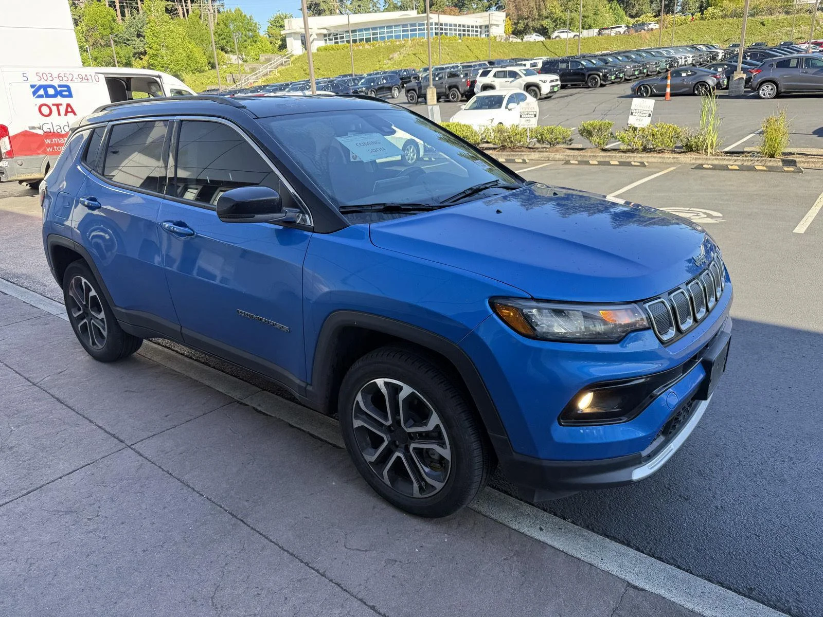 Used 2022 Laser Blue Pearlcoat Jeep Limited image 6