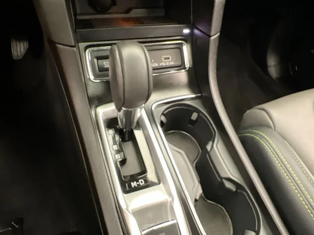 Used 2024 Brown Subaru Onyx Edition image 27