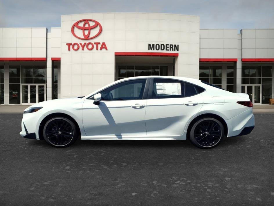 New 2026 Ice Cap Toyota SE image 2