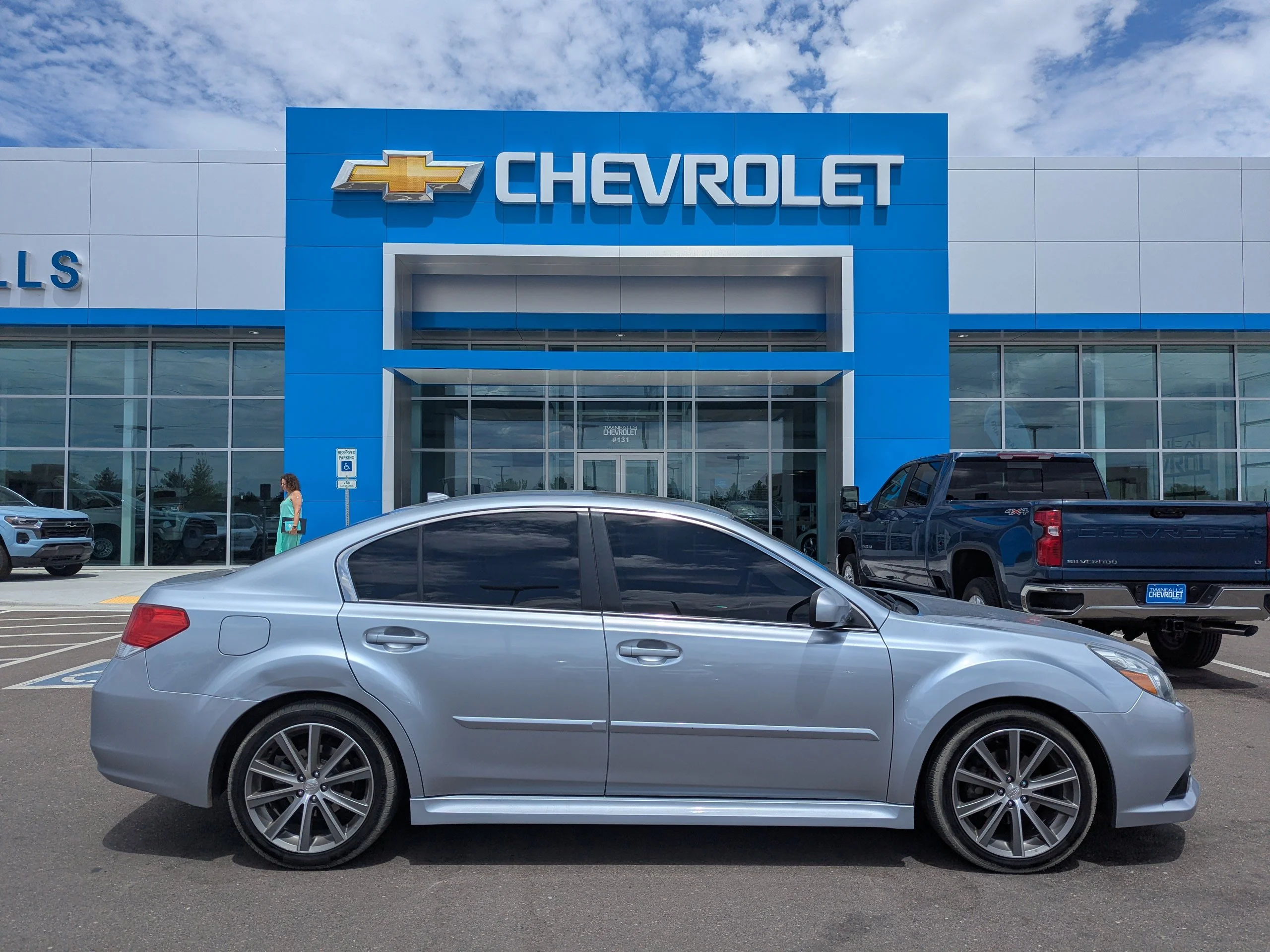 Used 2014 Ice Silver Metallic Subaru 2.5i Sport image 36