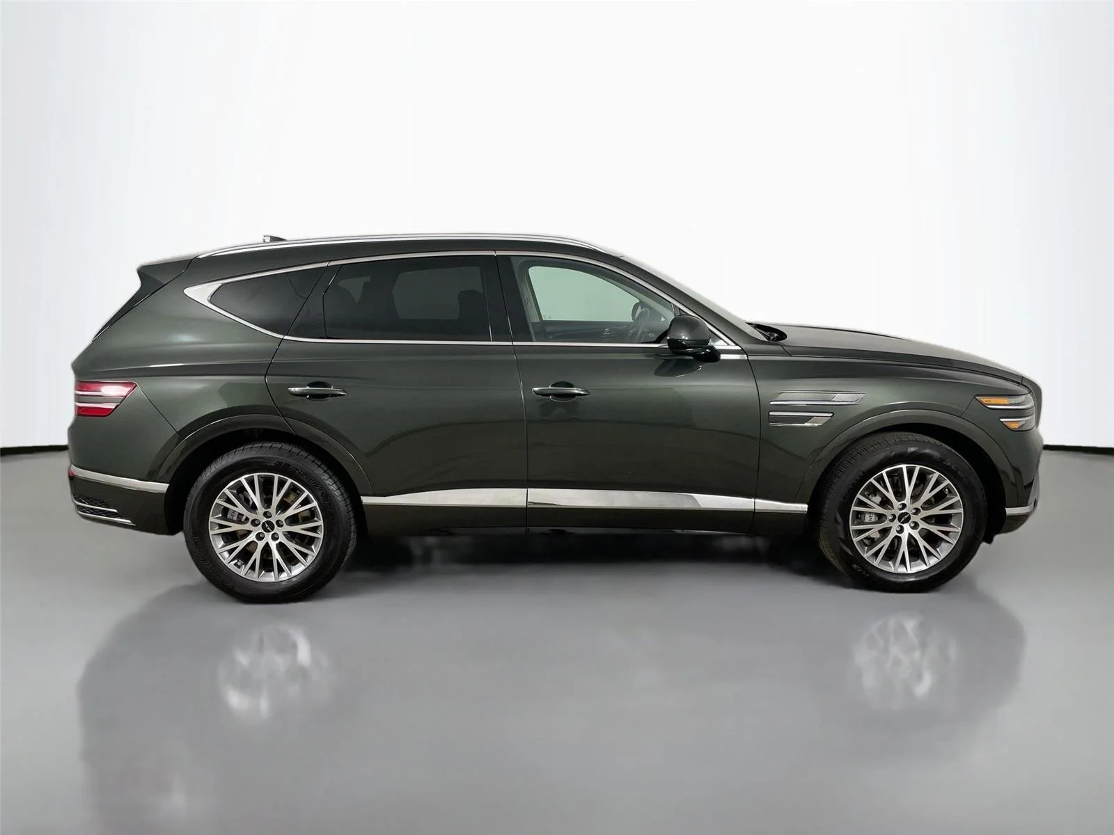 Used 2025 Storr Green Genesis 2.5T Standard image 17
