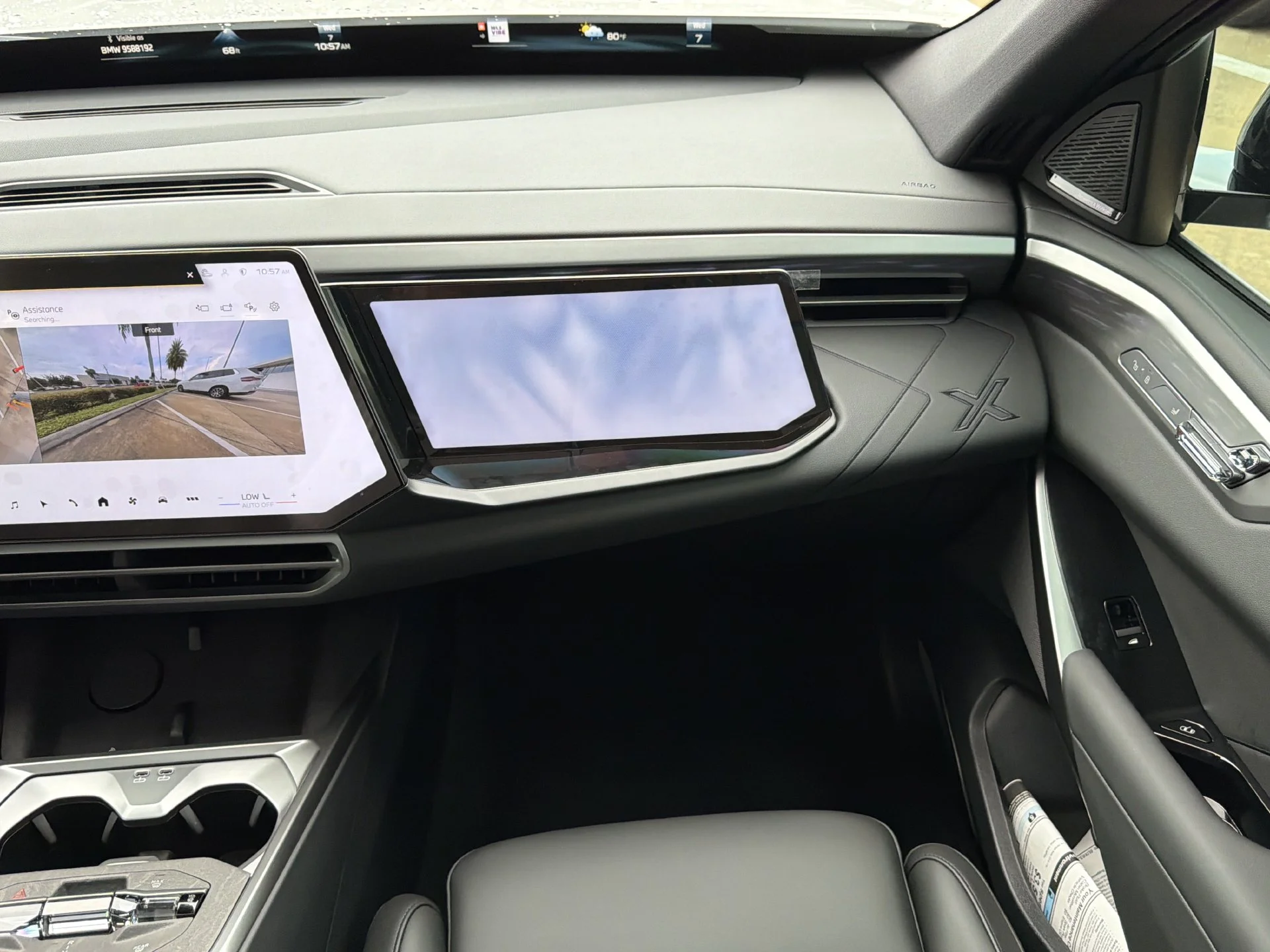 New 2027 Mineral White Metallic BMW  image 17
