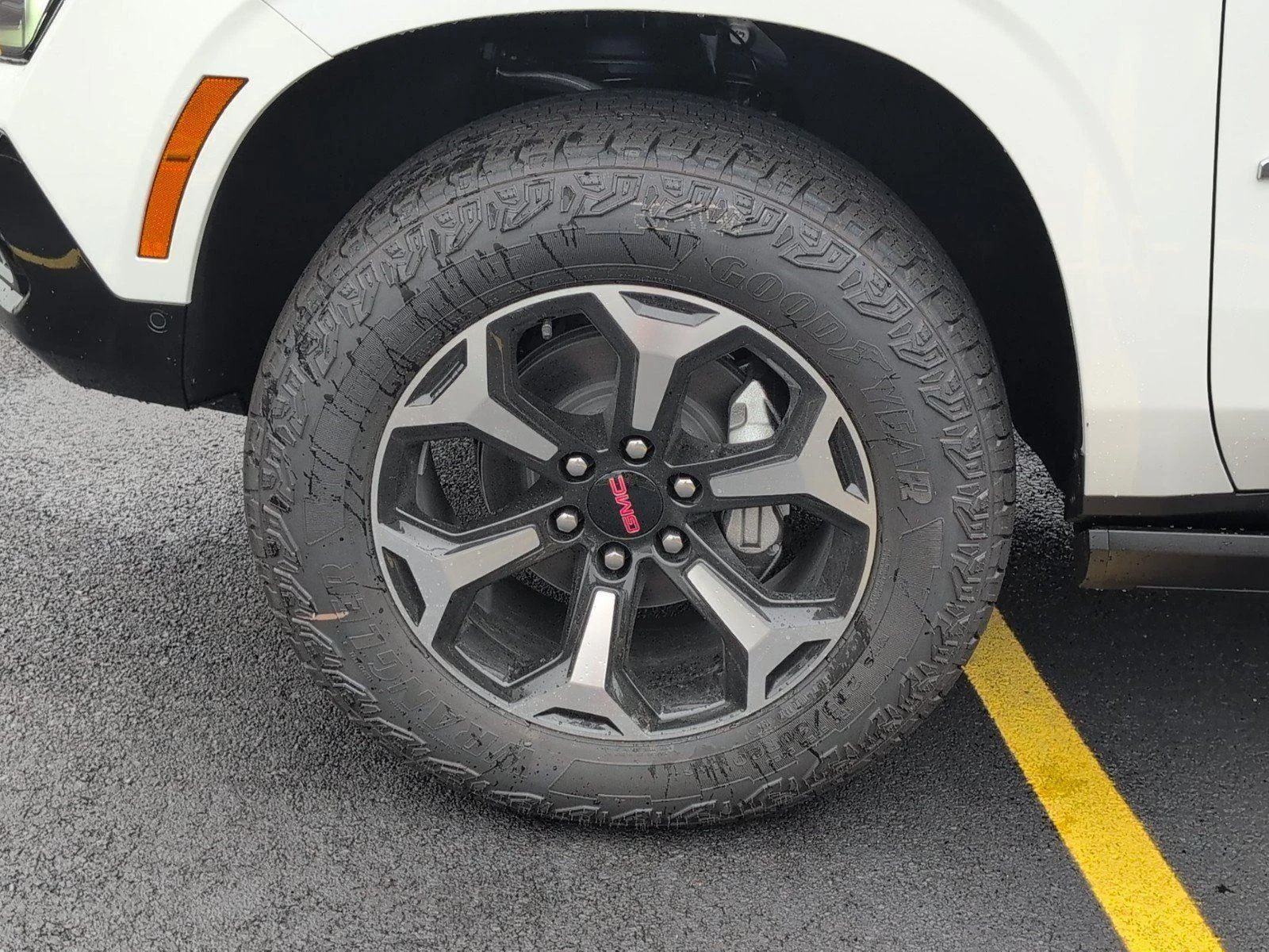 New 2026 Summit White GMC AT4 image 11