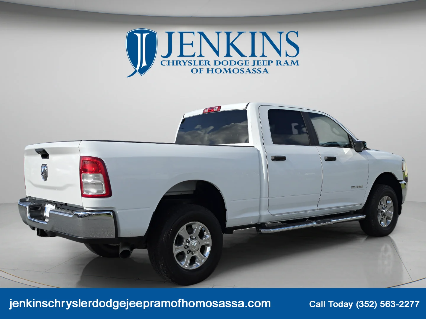 Used 2024 Bright White Clearcoat Ram Big Horn image 4