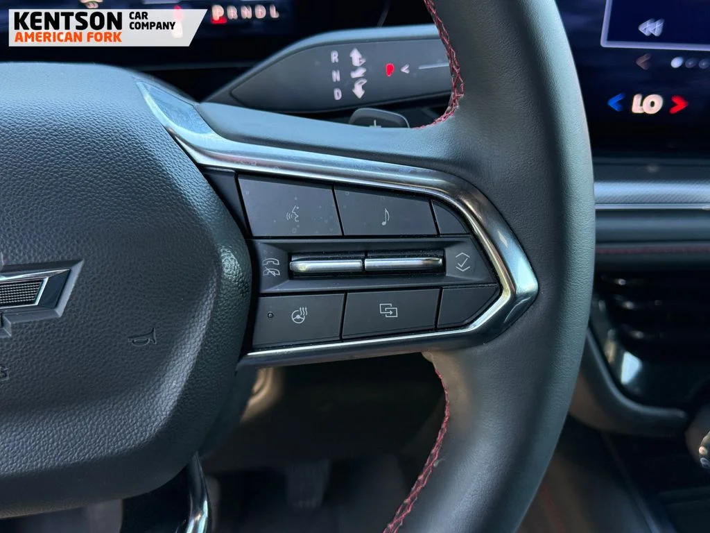Used 2025 White Chevrolet RST image 15