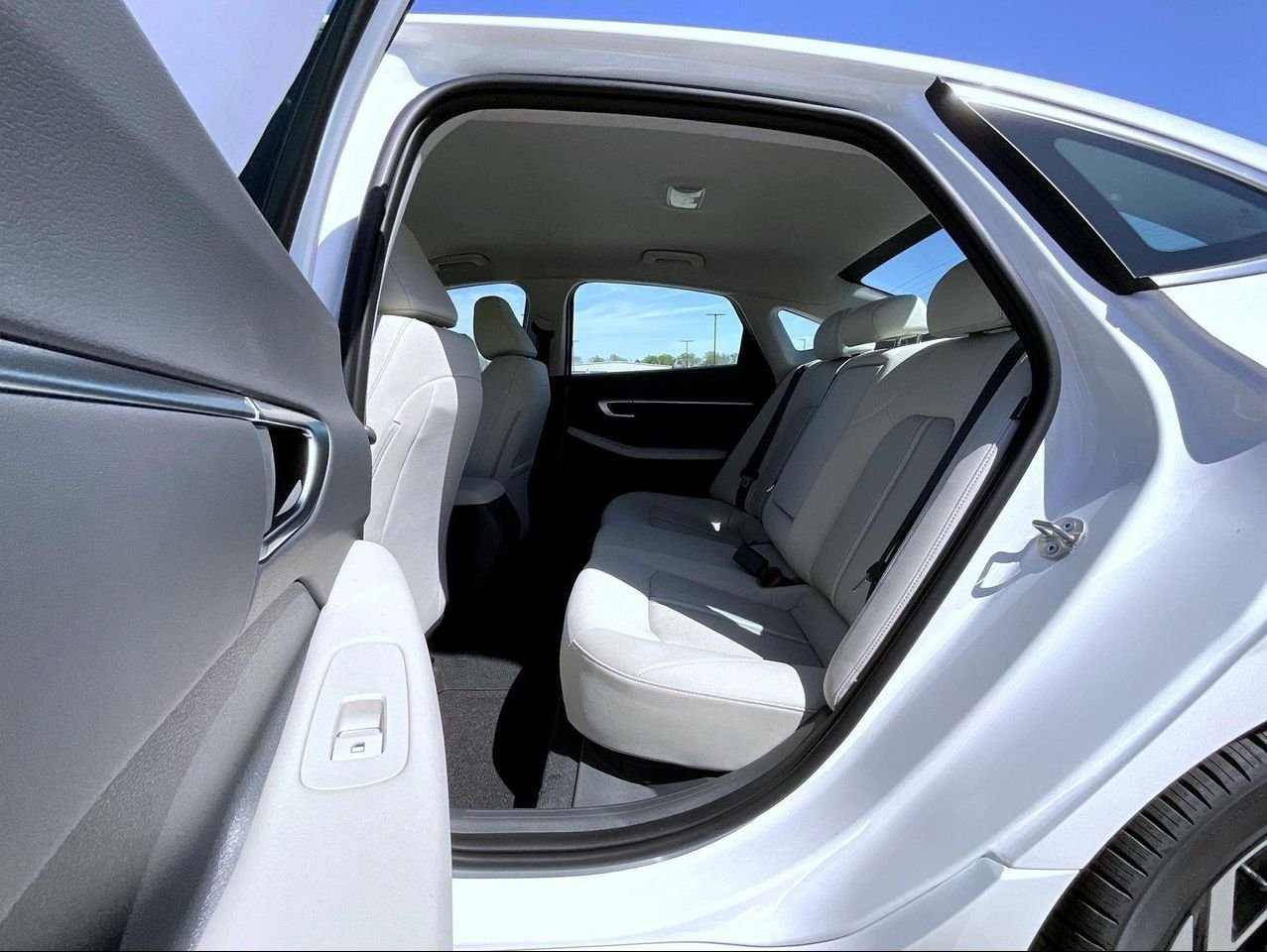 New 2026 White Hyundai SEL Sport image 20