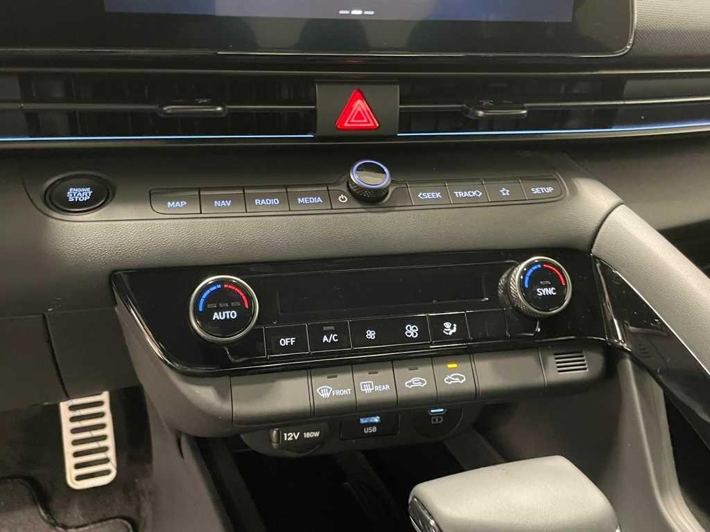 New 2025 Abyss Black Hyundai SEL Sport image 33