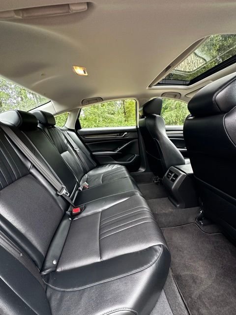 2018 Honda Accord Touring - Photo 19