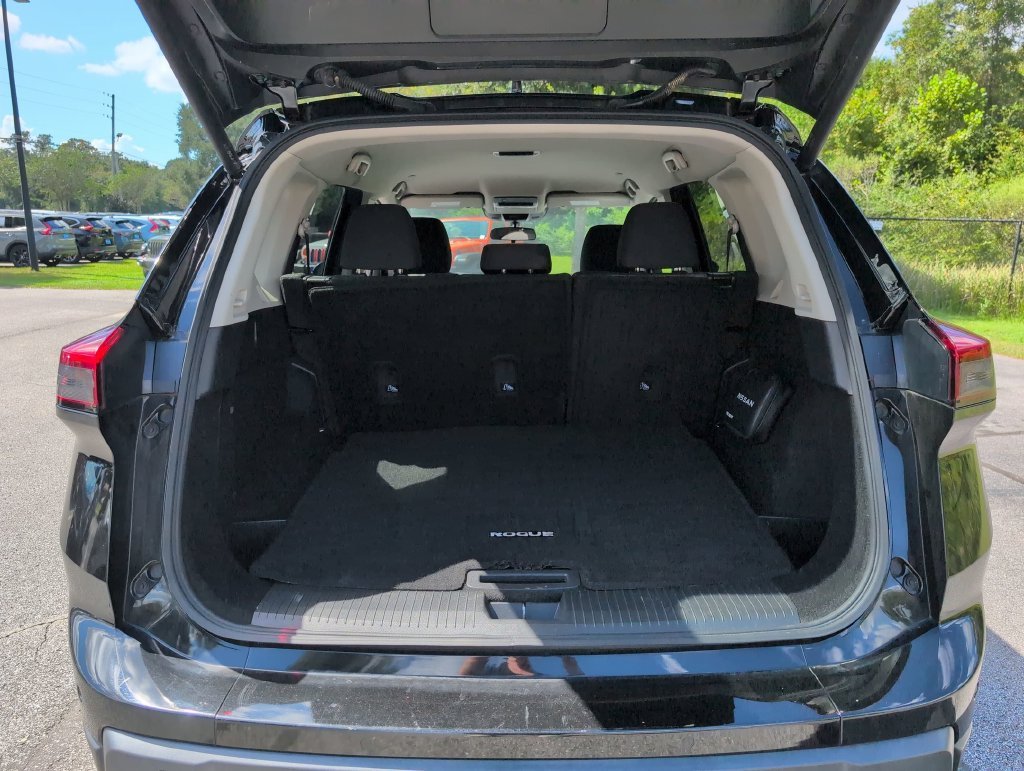 Used 2024 Black Nissan SV image 30