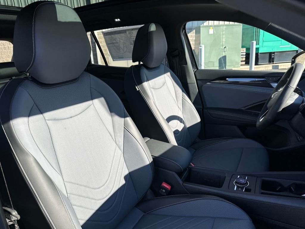 2026 Volkswagen Tiguan SE R-LINE BLACK - Photo 17