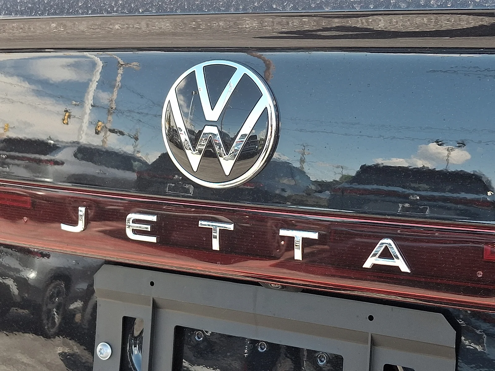 New 2026 Deep Black Pearl - 2T2T Volkswagen SEL image 13