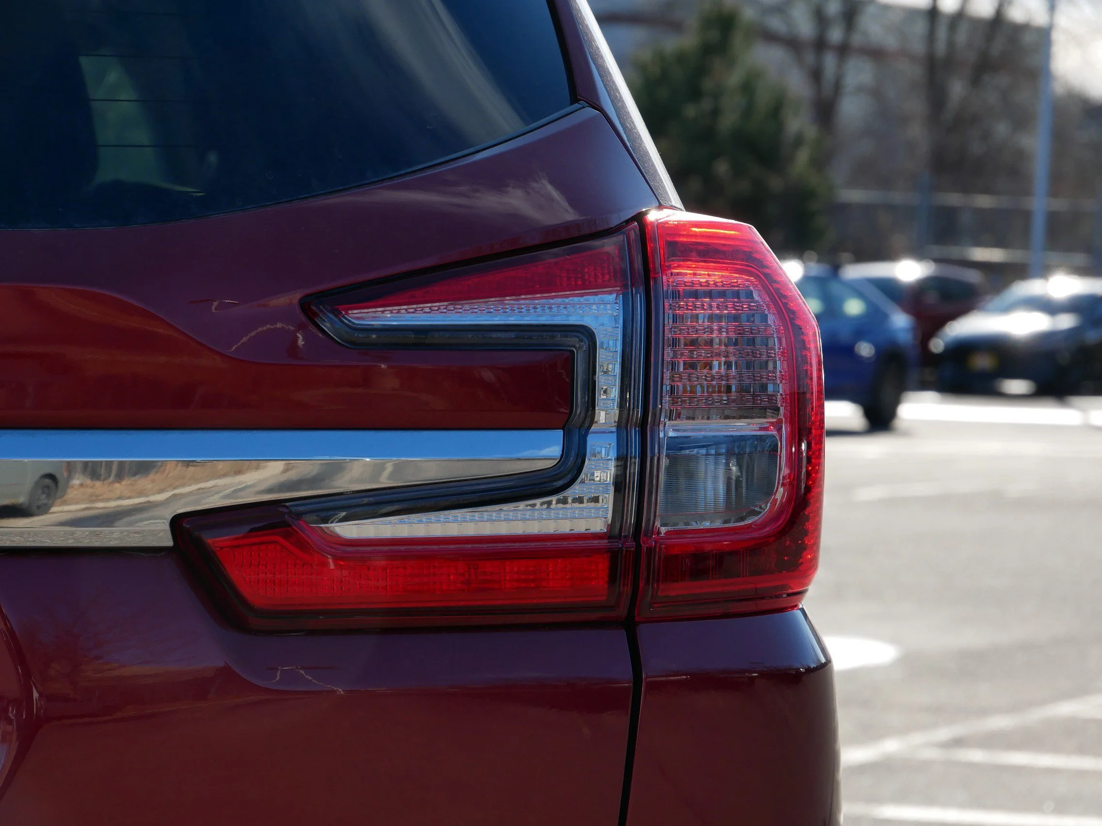 Used 2023 Crimson Red Pearl Subaru Limited image 17