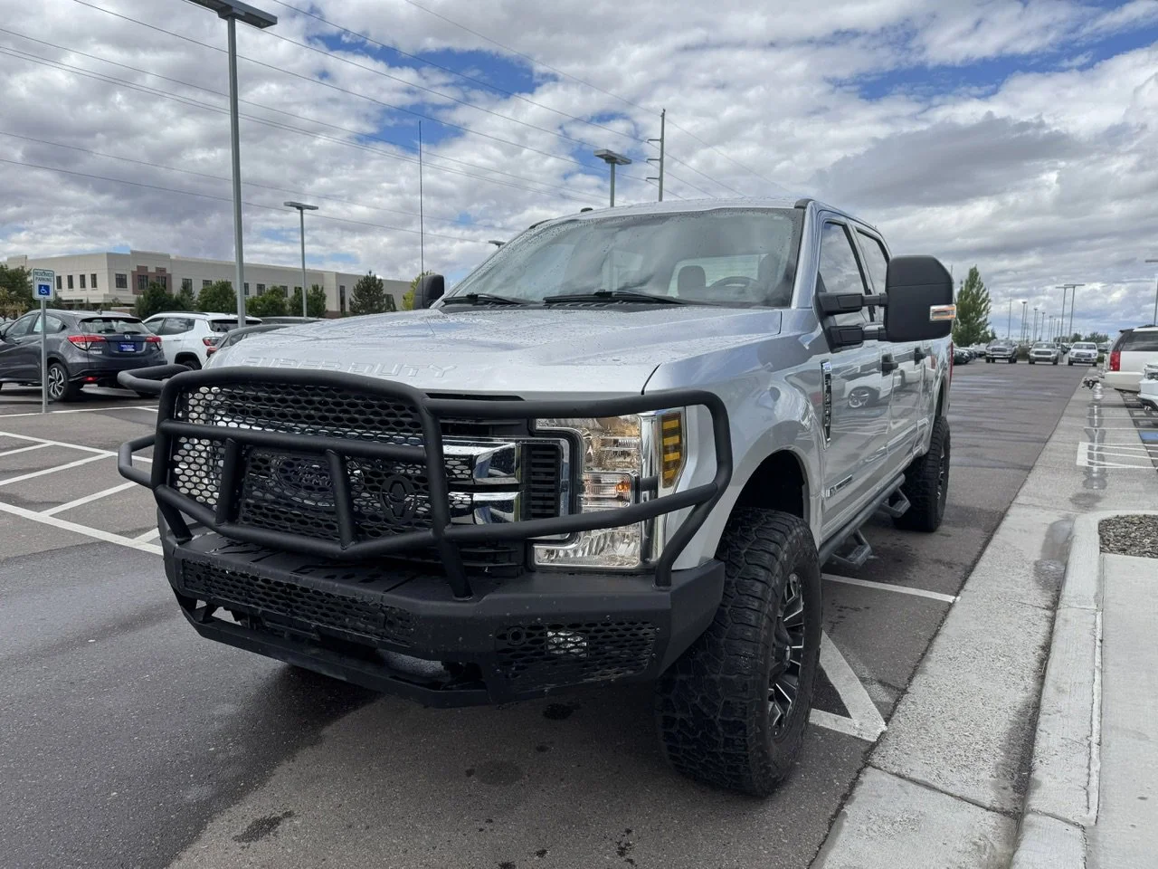 Used 2019 Ingot Silver Ford XLT image 3