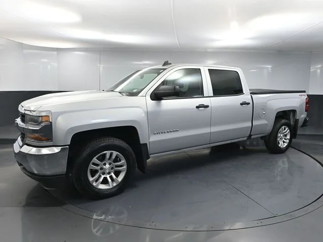 Used 2016 Silver Chevrolet LS image 7