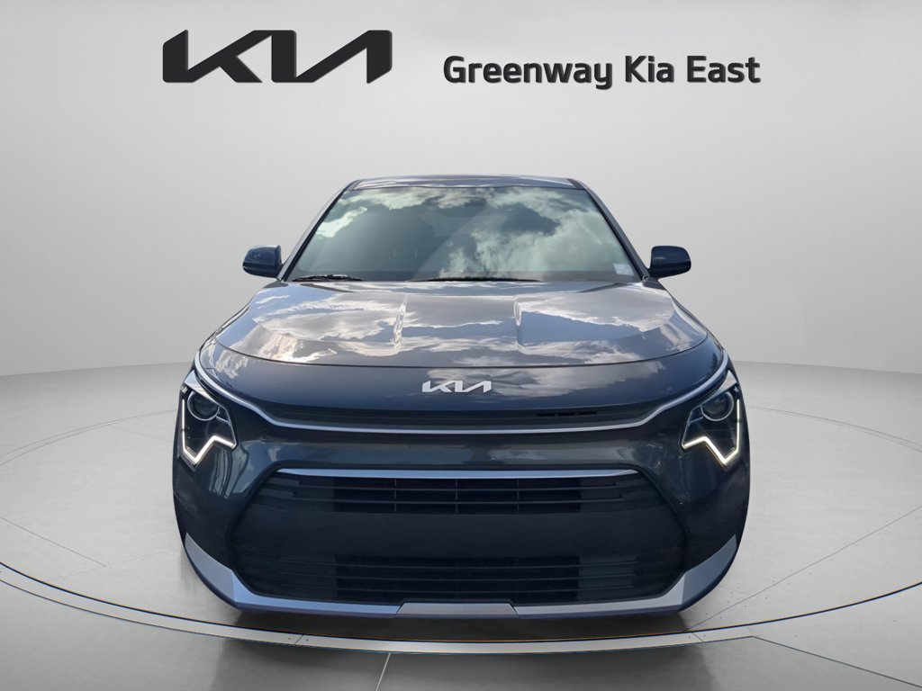 2026 Kia Niro LX - Photo 4