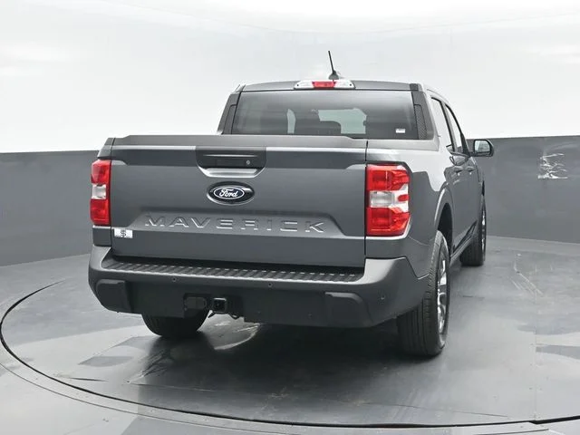 New 2026 Carbonized Gray Metallic Ford XLT image 18