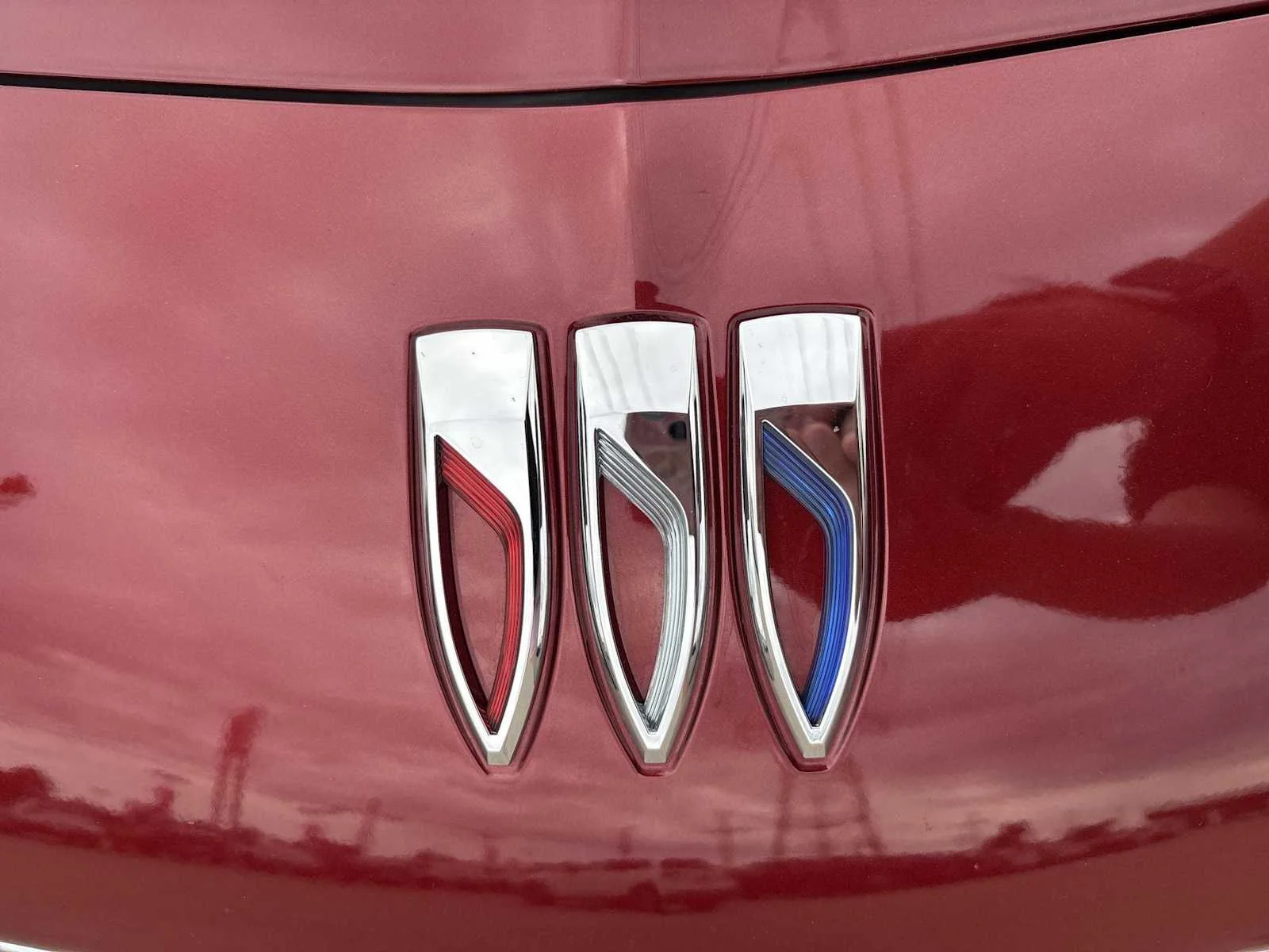 Used 2024 Cinnabar Metallic Buick Avenir image 28
