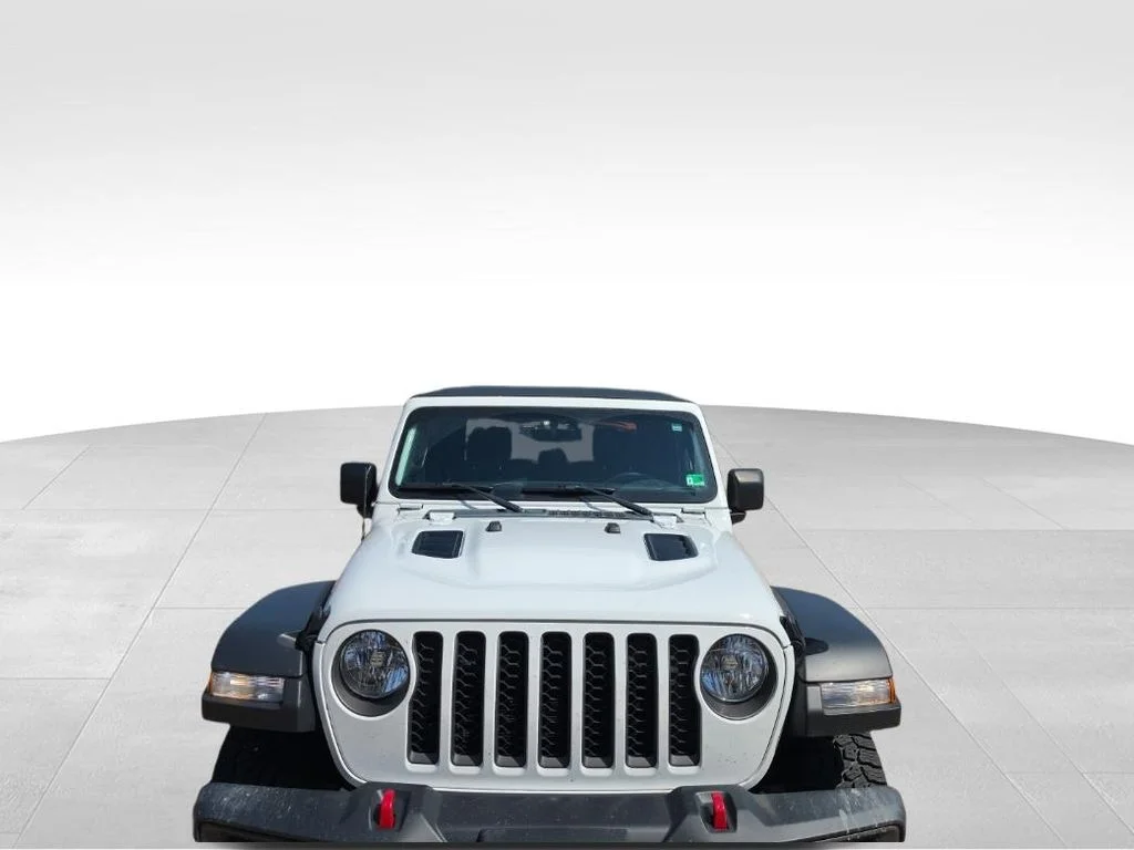 Used 2023 White/off-white Jeep Rubicon image 3