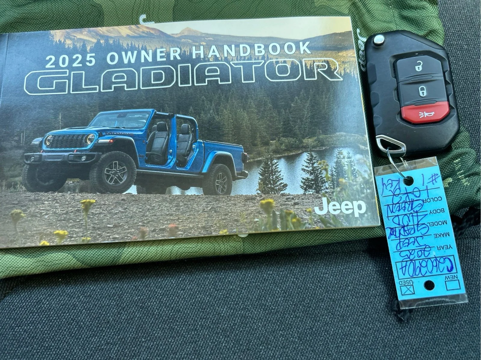 Used 2025 41 Jeep Nighthawk image 19
