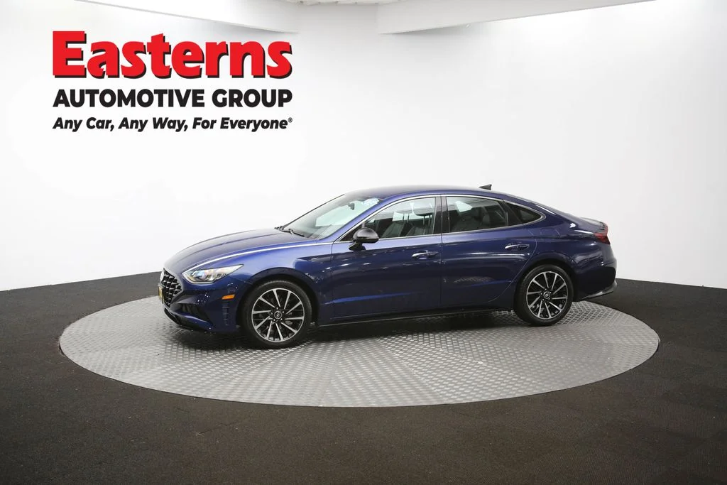 Used 2020 Blue Hyundai SEL Plus image 56