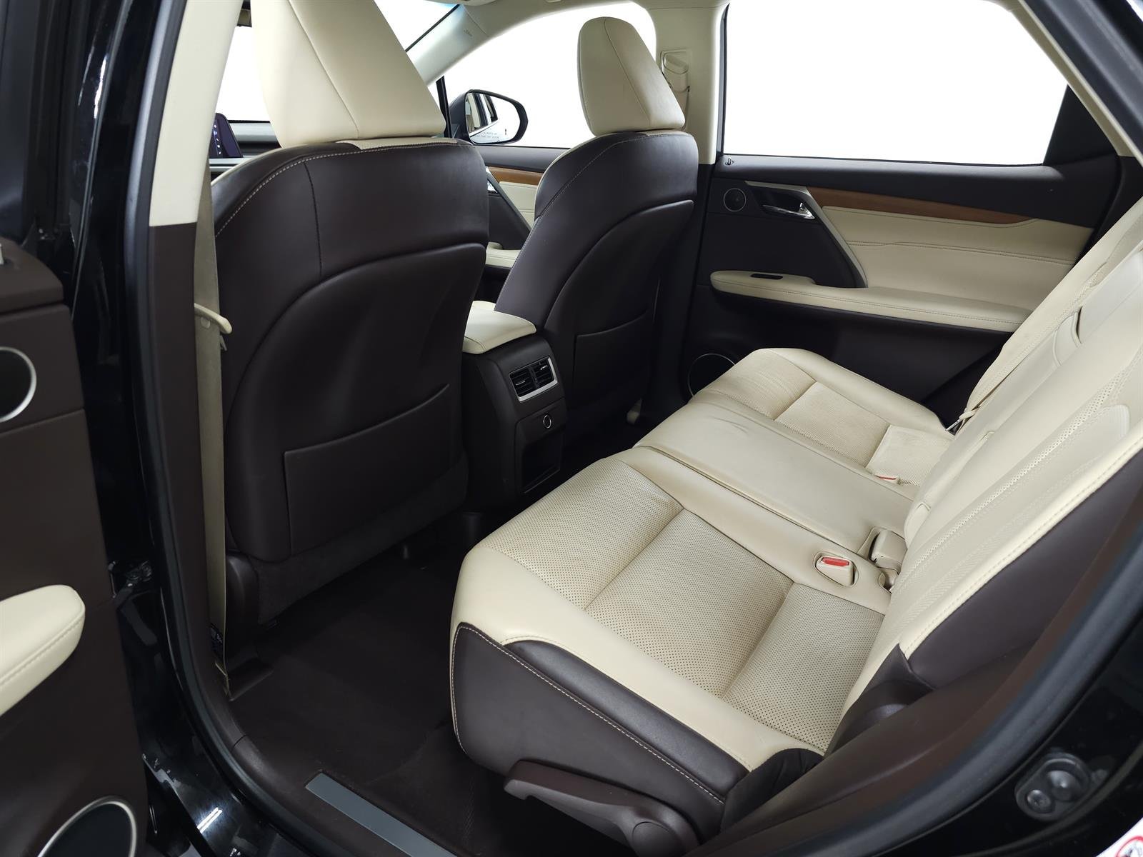 Used 2016 Black Lexus HYBRID image 31