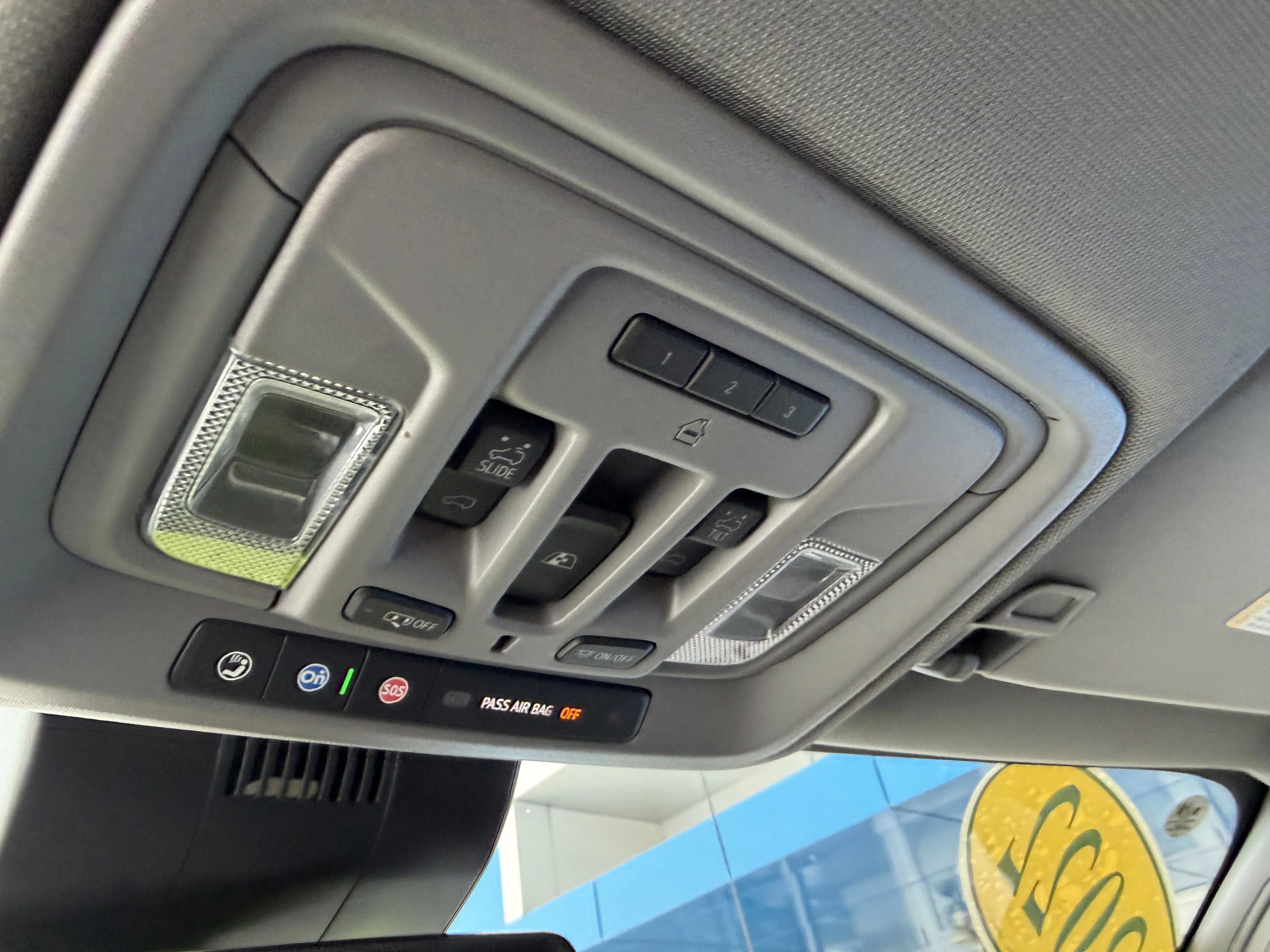 2022 Chevrolet Silverado 1500 LTZ - Photo 26