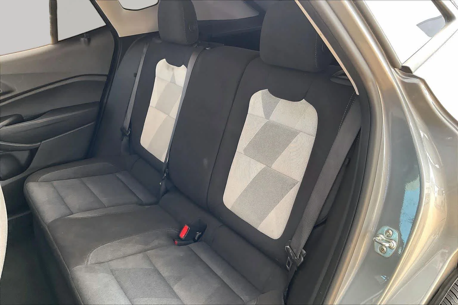 Used 2024 Sterling Gray Metallic Chevrolet LS image 17