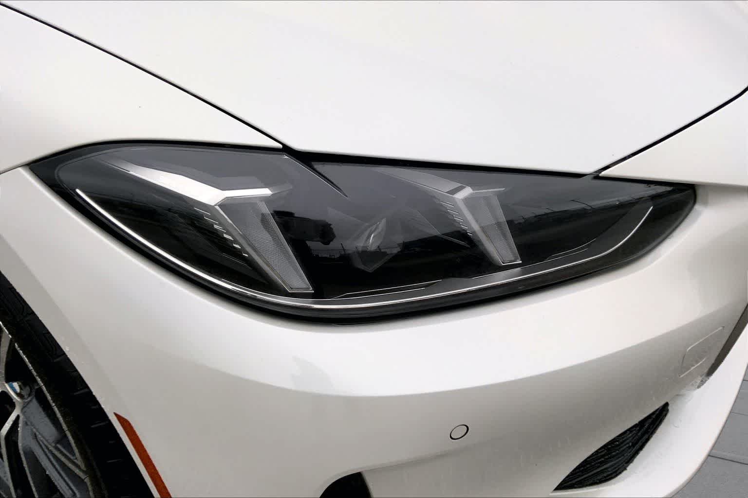 Used 2026 Mineral White Metallic BMW 430i xDrive image 27