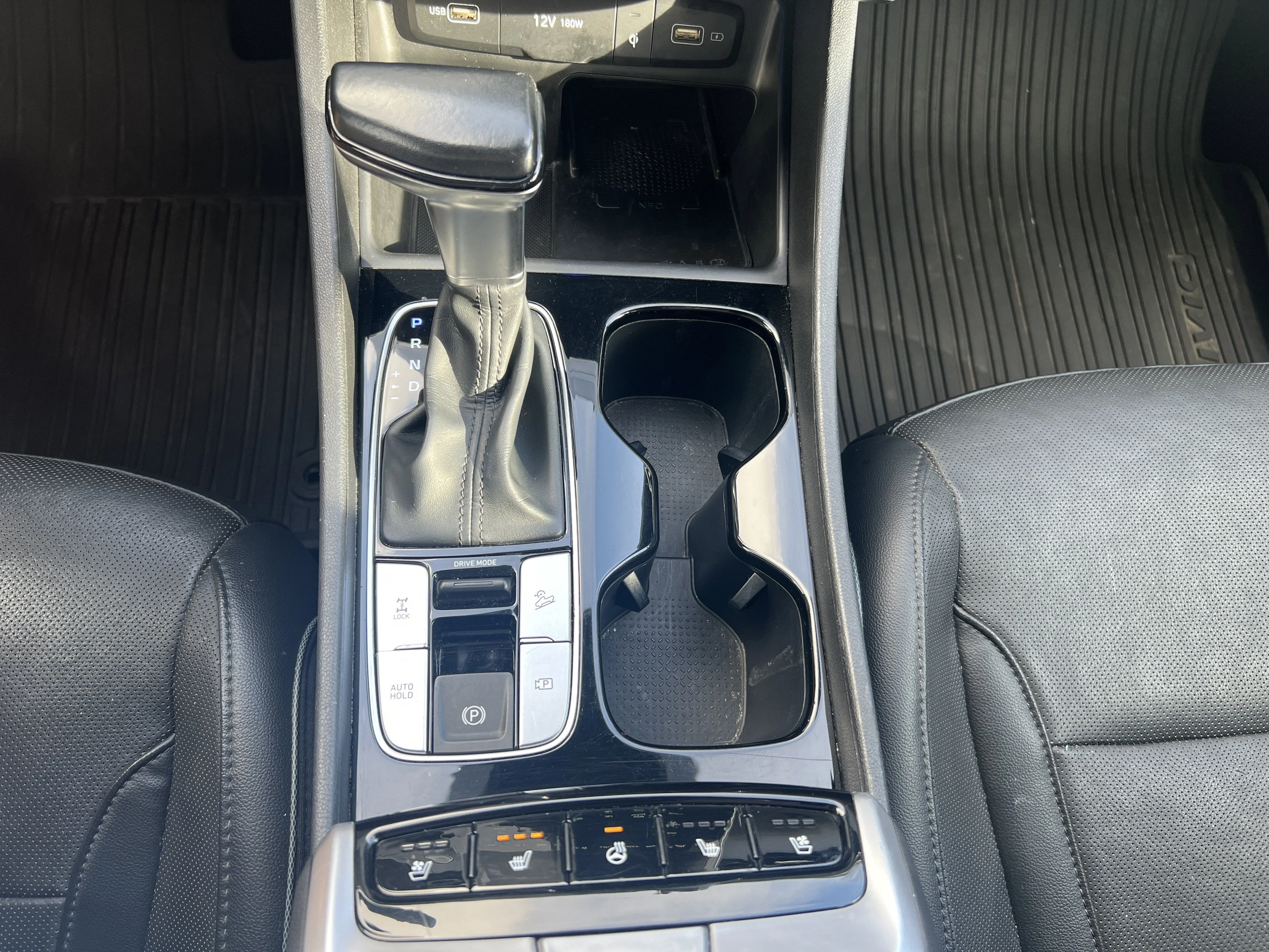 2022 Hyundai Santa Cruz Limited - Photo 14