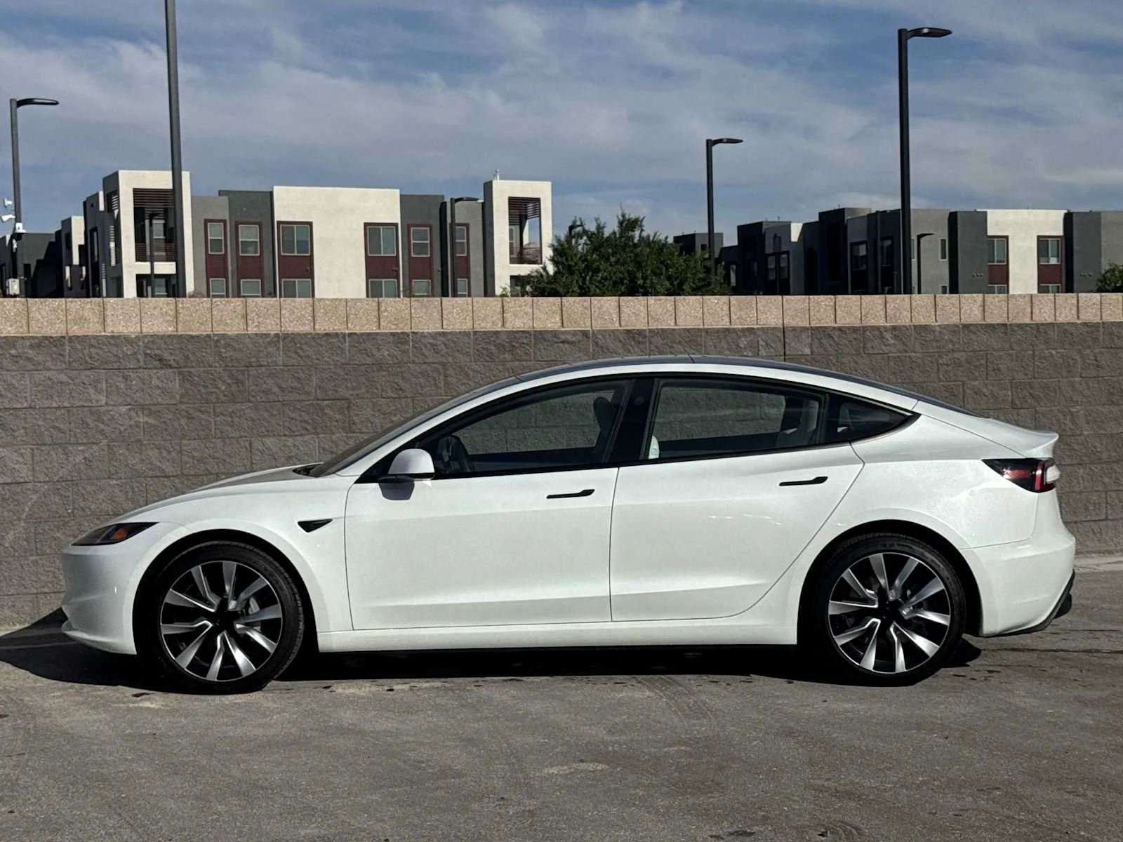 Used 2025 White Tesla Long Range image 5