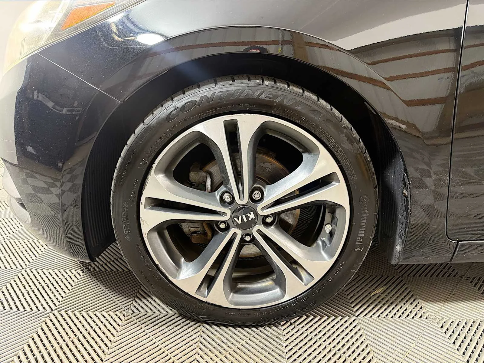 Used 2015 Aurora Black Kia EX image 28