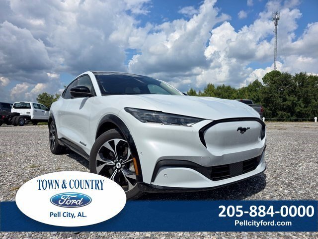 Used 2023 Space White Metallic Ford Premium image 17