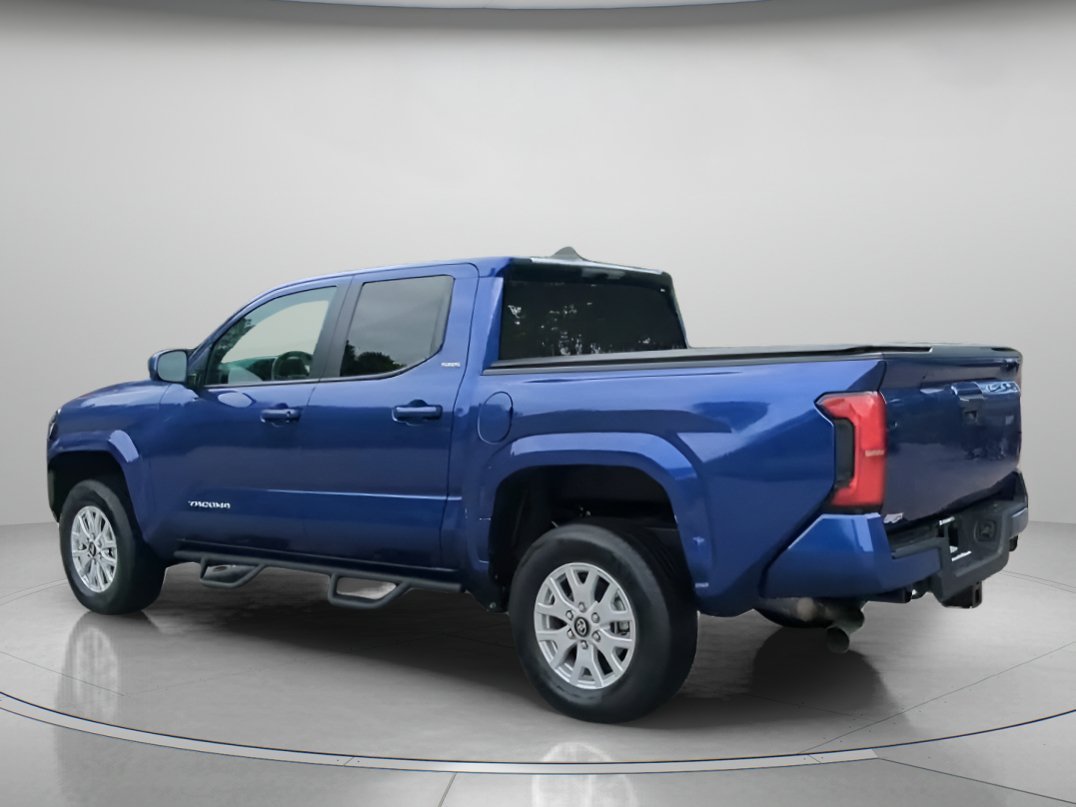 Used 2025 Blue Crush Metallic Toyota SR5 Crew Cab Pickup image 20