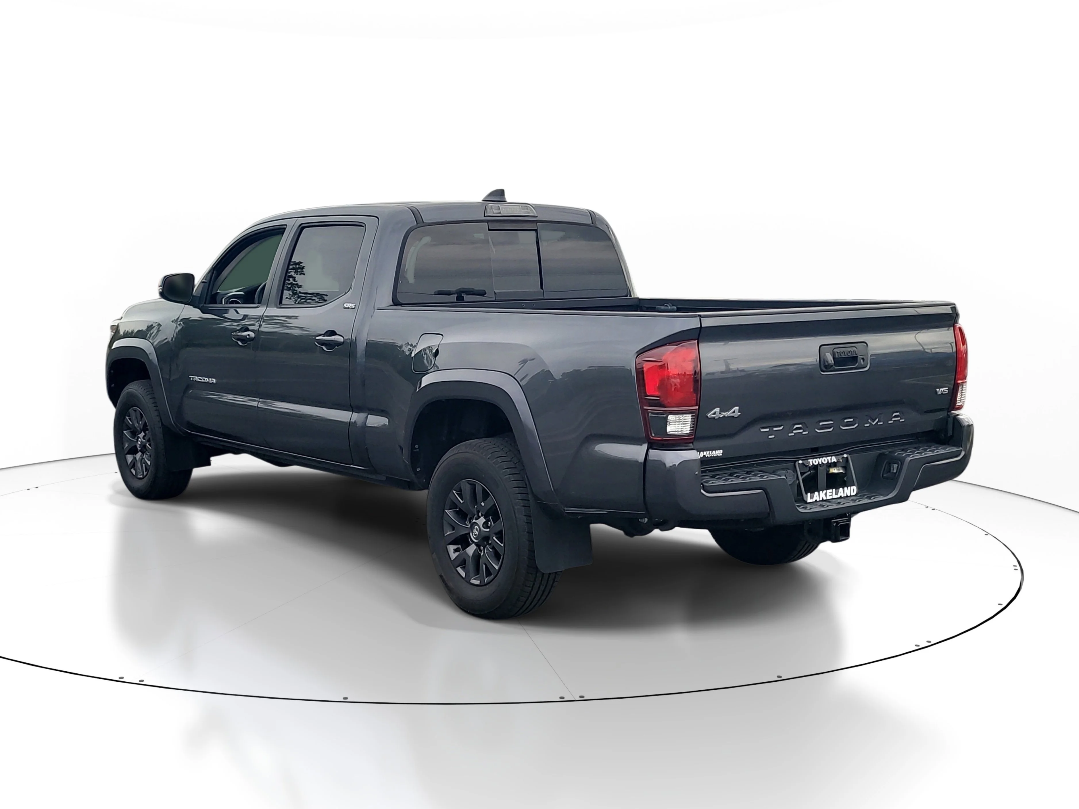 Certified Used 2022 Magnetic Gray Metallic Toyota SR5 image 4