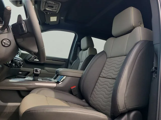 New 2026 Summit White Chevrolet ZR2 image 20