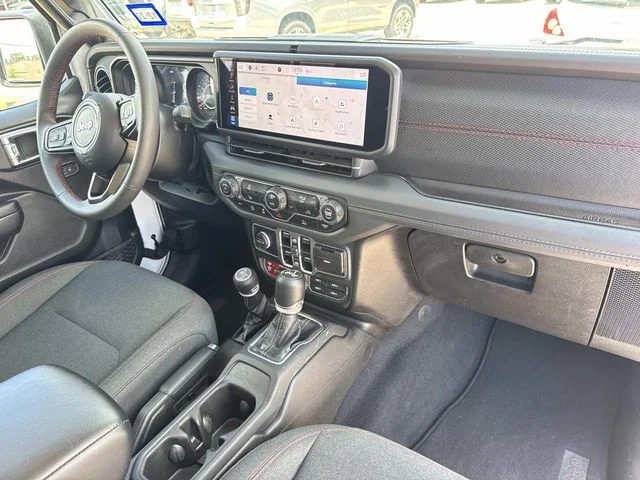 Used 2025 White Jeep Rubicon image 25
