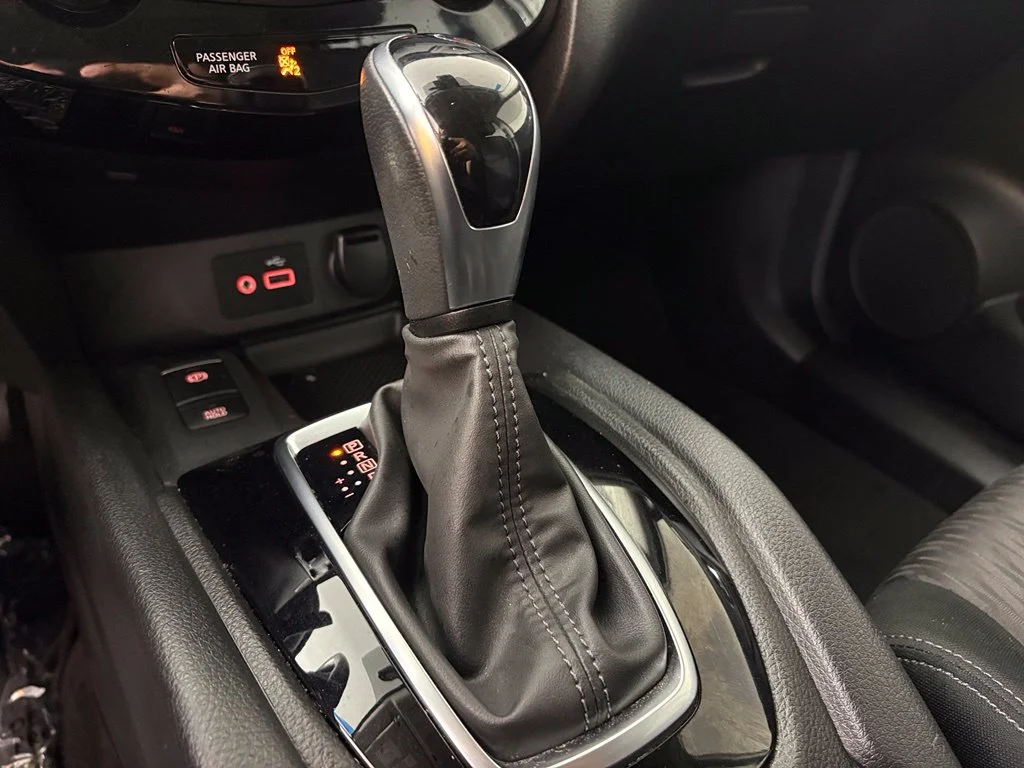 Used 2020 Silver Nissan SV image 35