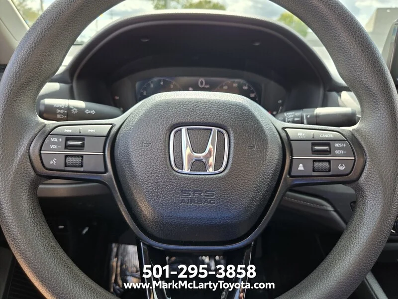 Used 2025 Crystal Black Pearl Honda LX CVT image 20